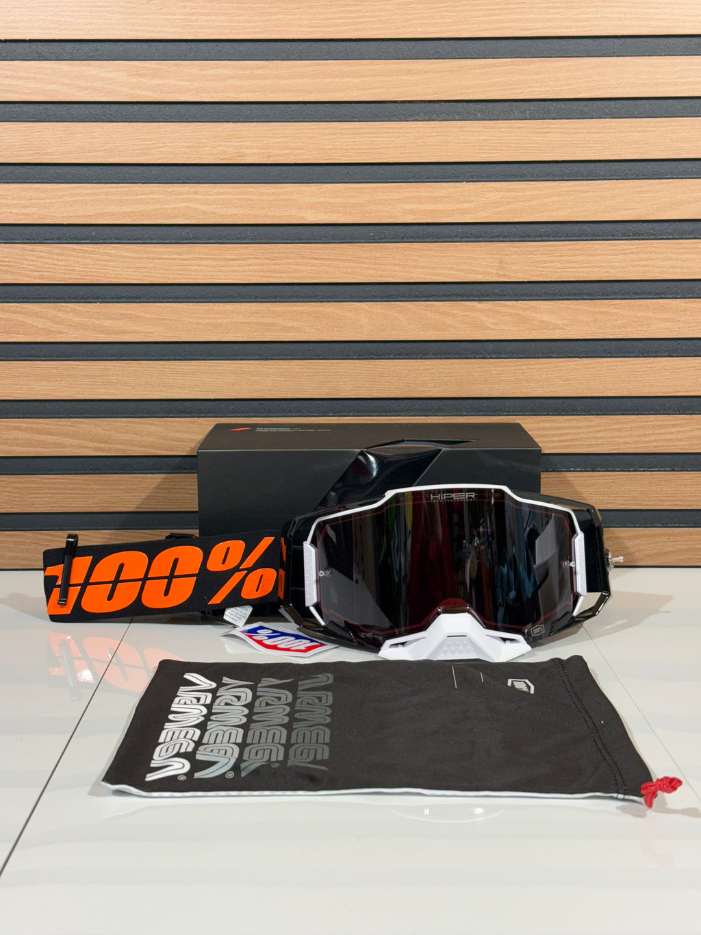 100% ARMEGA GOGGLE BLACKTAIL - HIPER SILVER MIRROR LENS