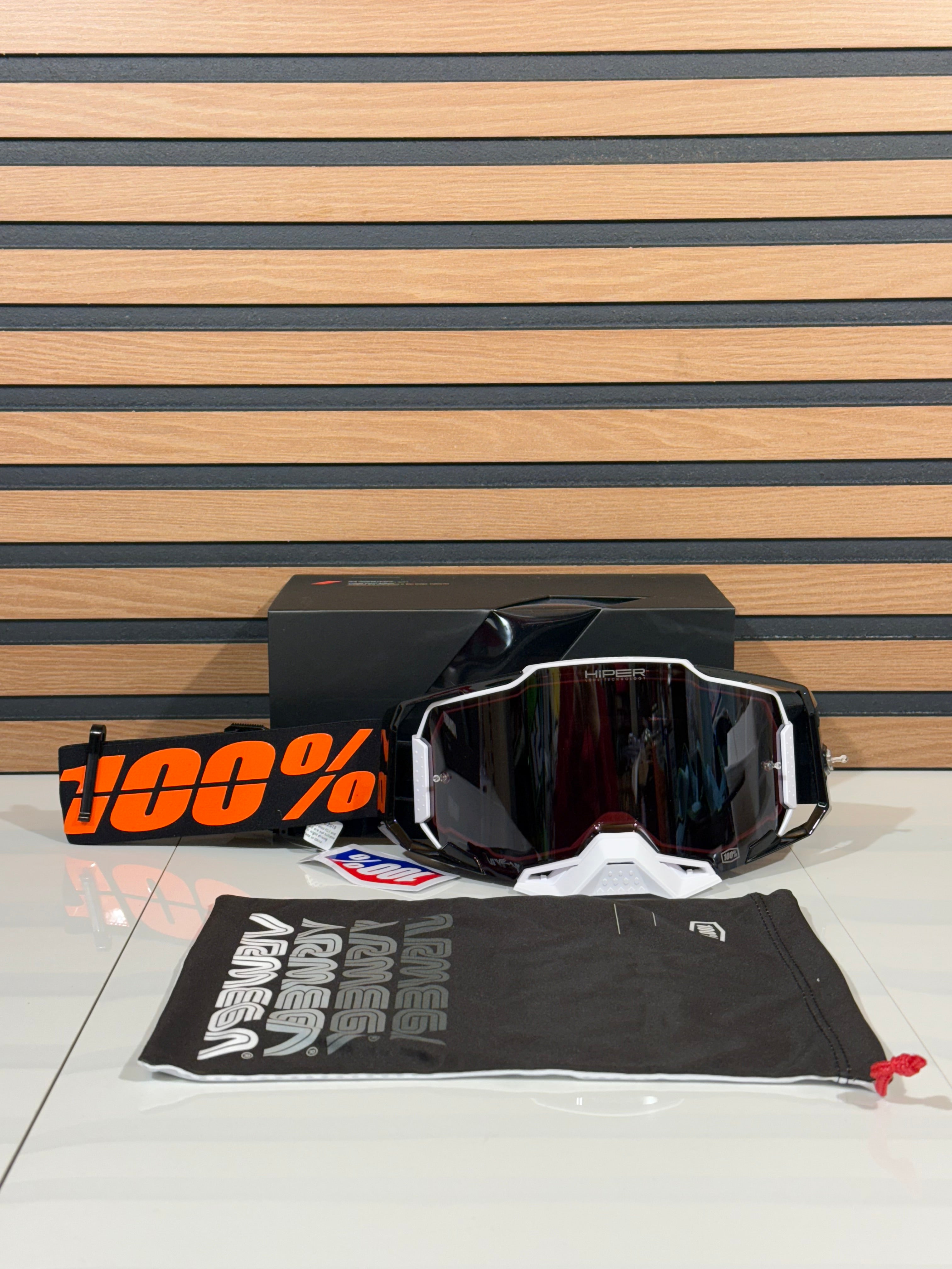 100% ARMEGA GOGGLE BLACKTAIL - HIPER SILVER MIRROR LENS