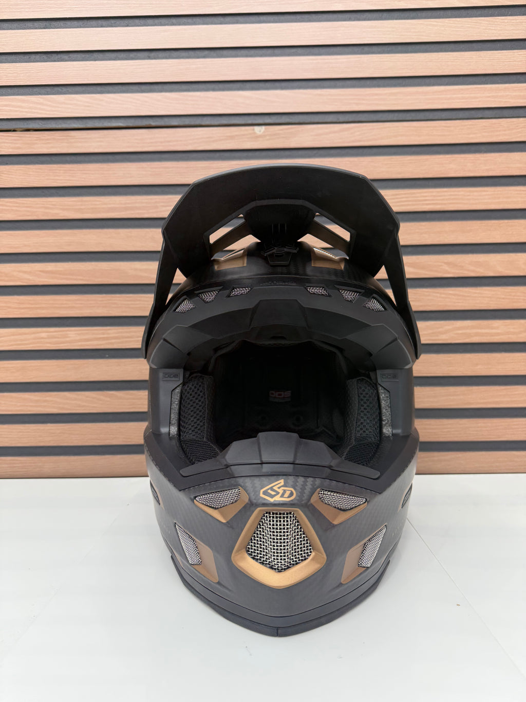 6D Helmets ATR-3 Helmet - Nova Matte Bronze / Black Carbon - Medium