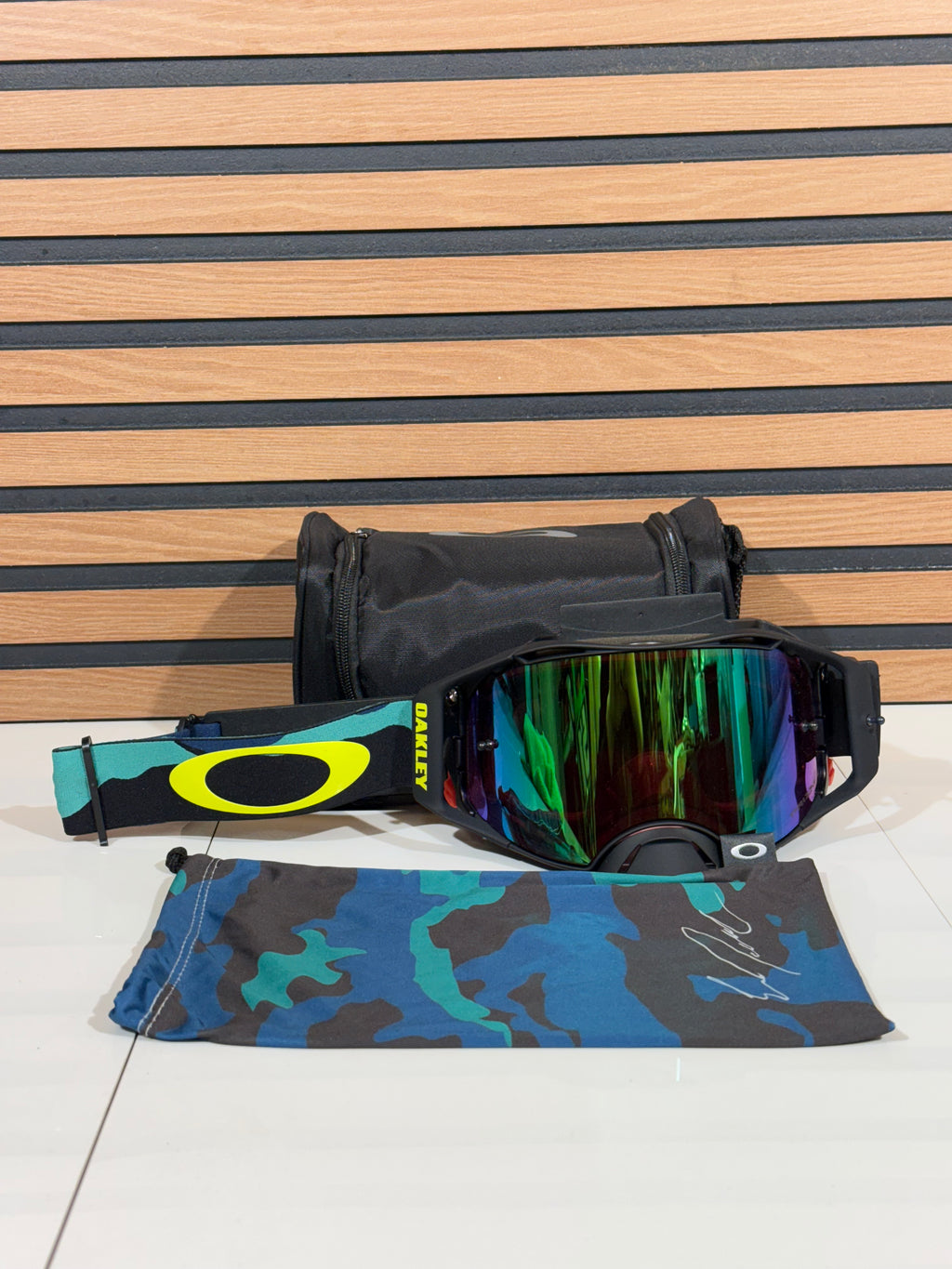 Oakley Airbrake Goggle Eli Tomac SS Camo Army Blue / Green -  Jade Iridium Lens