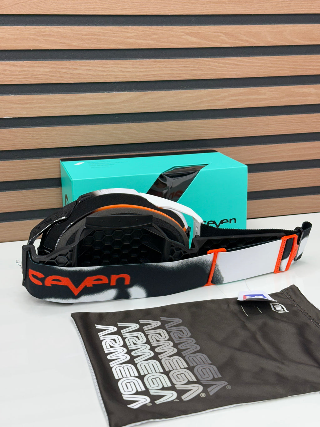100% Armega x Seven Goggle Clownfish - Orange / White - Red Mirror Lens