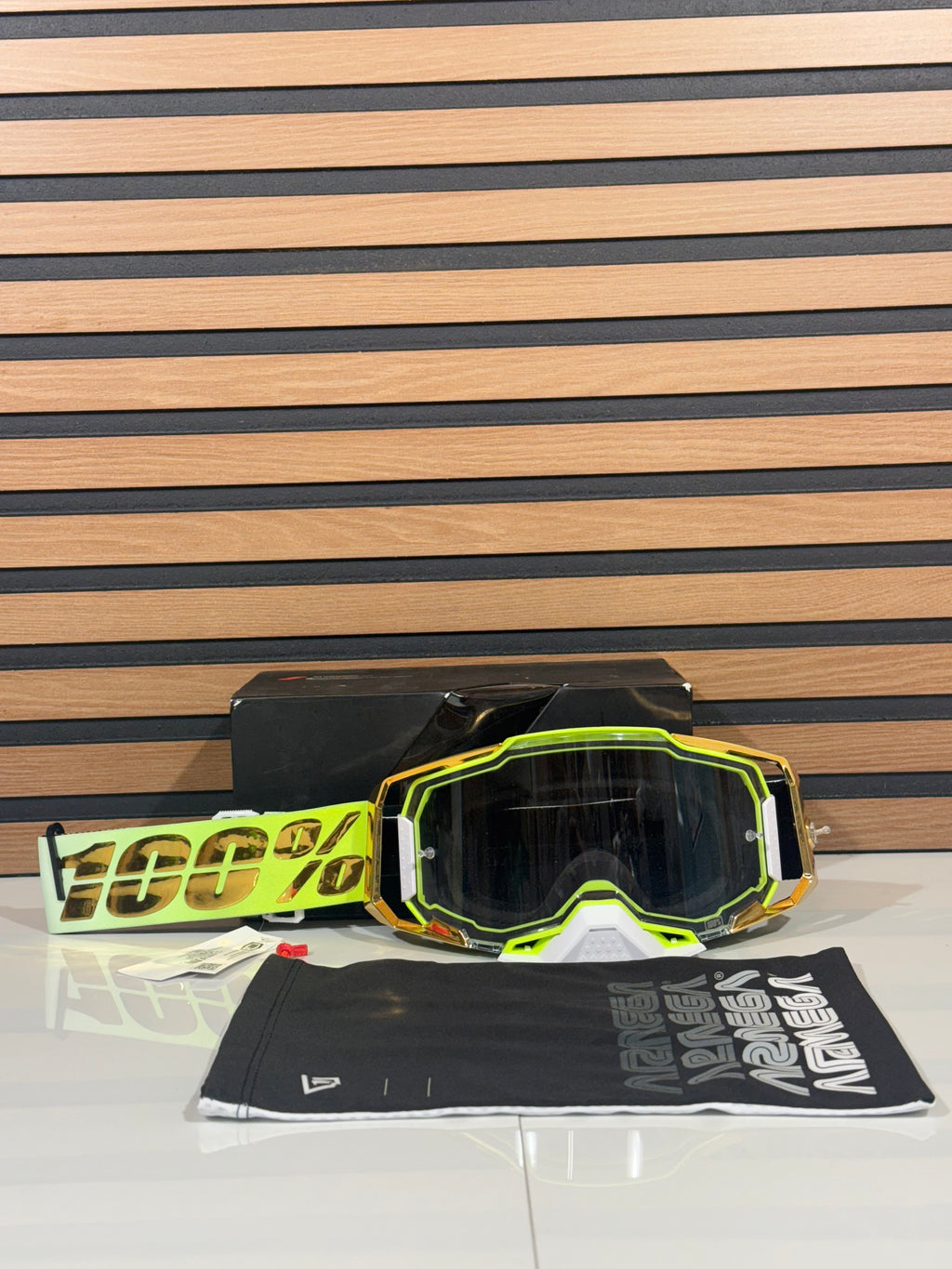 100% Armega Goggle FeelGood Neon / Gold - Clear Lens