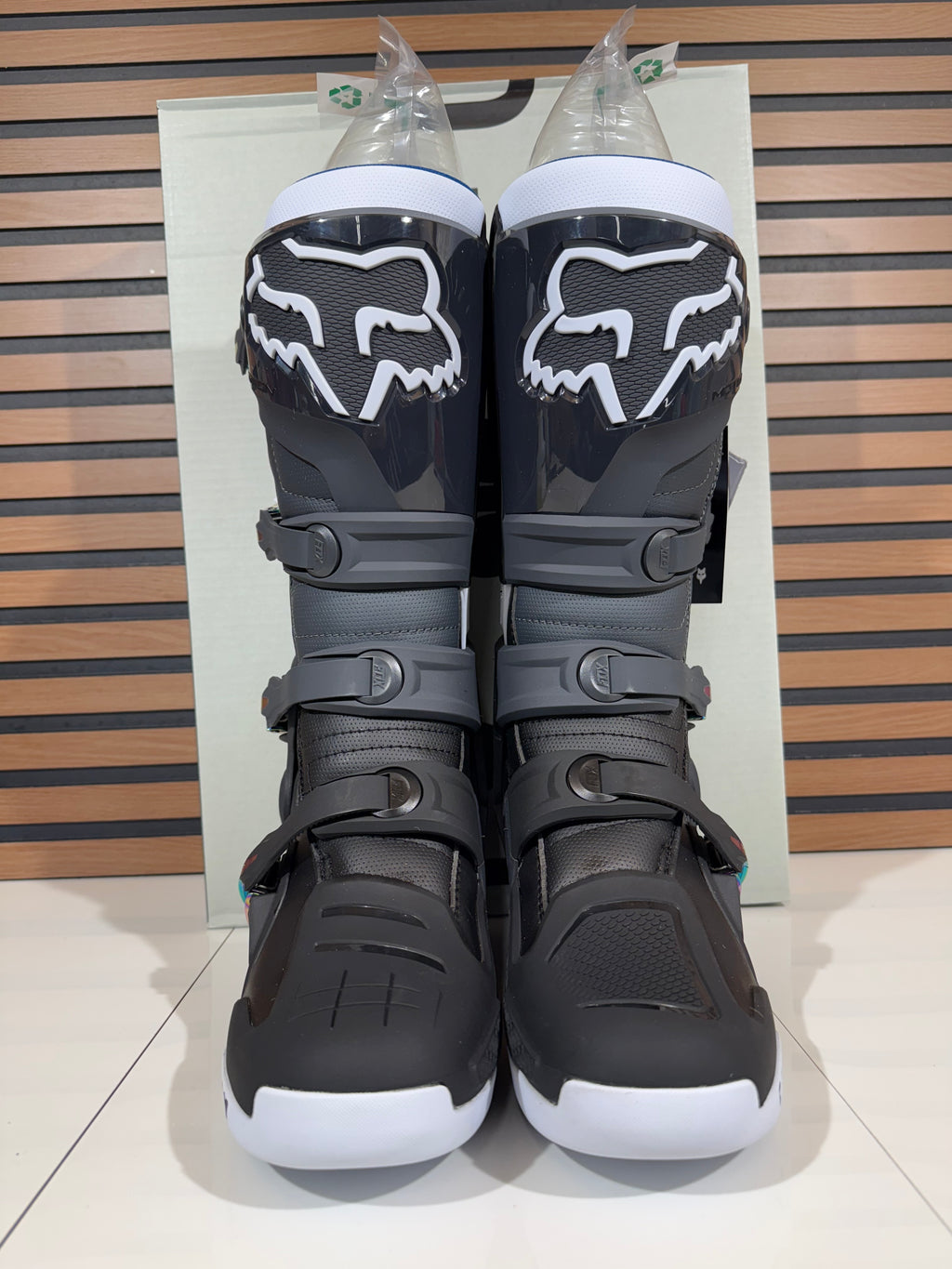 FOX Motion Boot Size 10 Black / Grey / White  Motocross Moto Boot