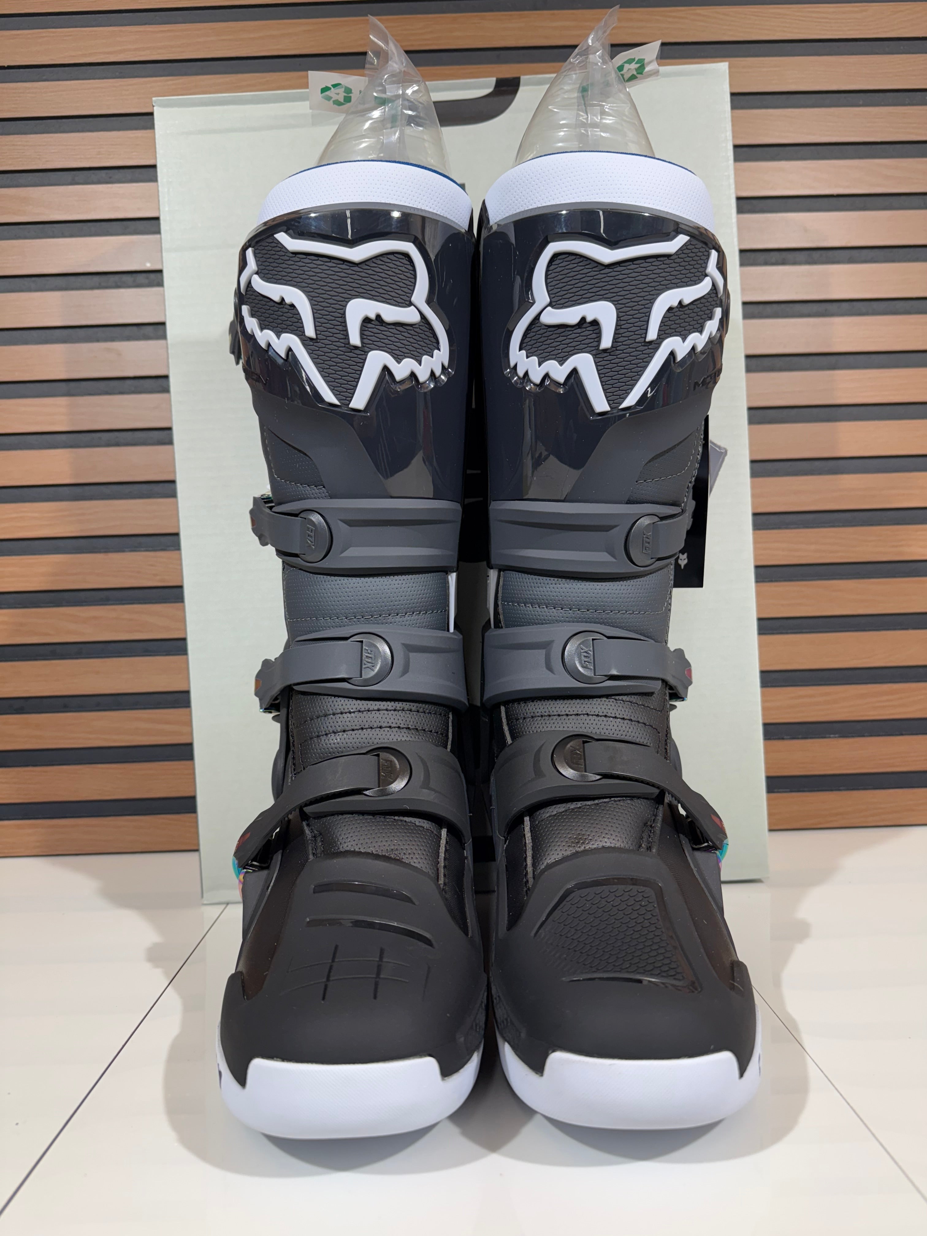 FOX Motion Boot Size 10 Black / Grey / White  Motocross Moto Boot