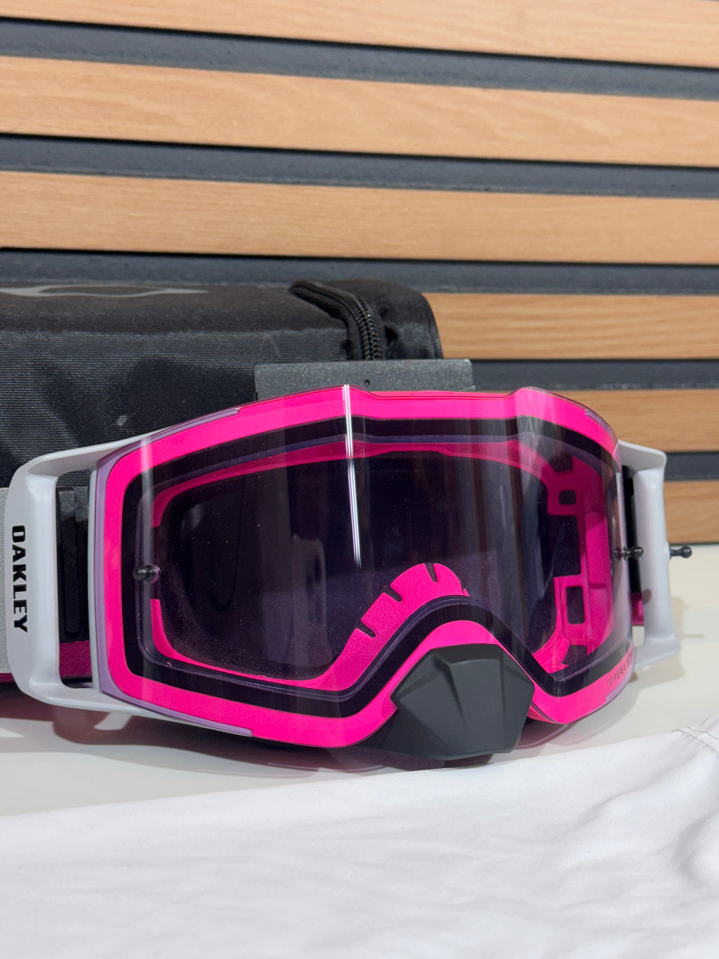 Oakley Front Line Goggles Tuff Blocks Gunmetal Pink / Grey - Prizm Low Light