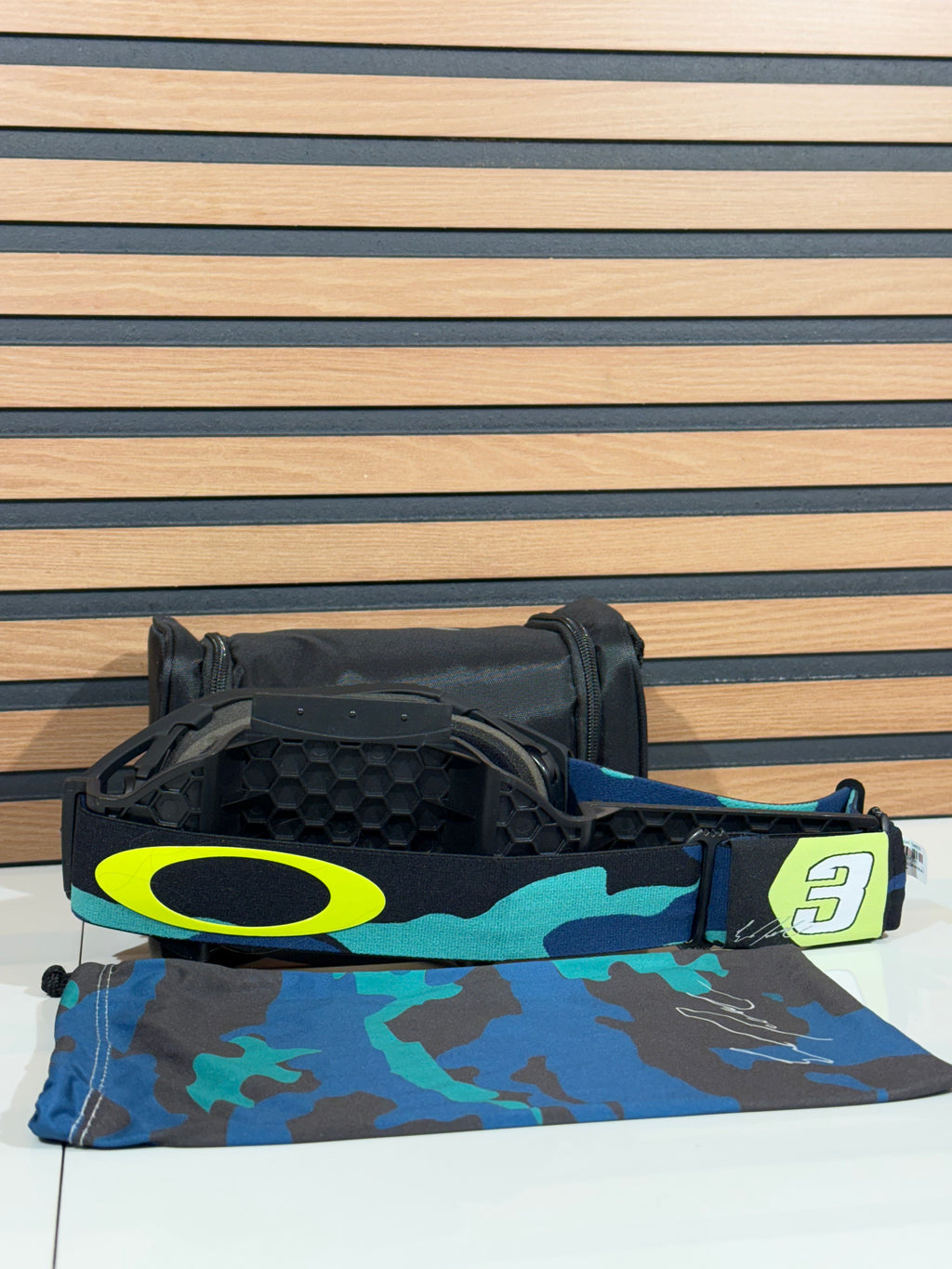 Oakley Airbrake Goggle Eli Tomac SS Camo Army Blue / Green -  Jade Iridium Lens