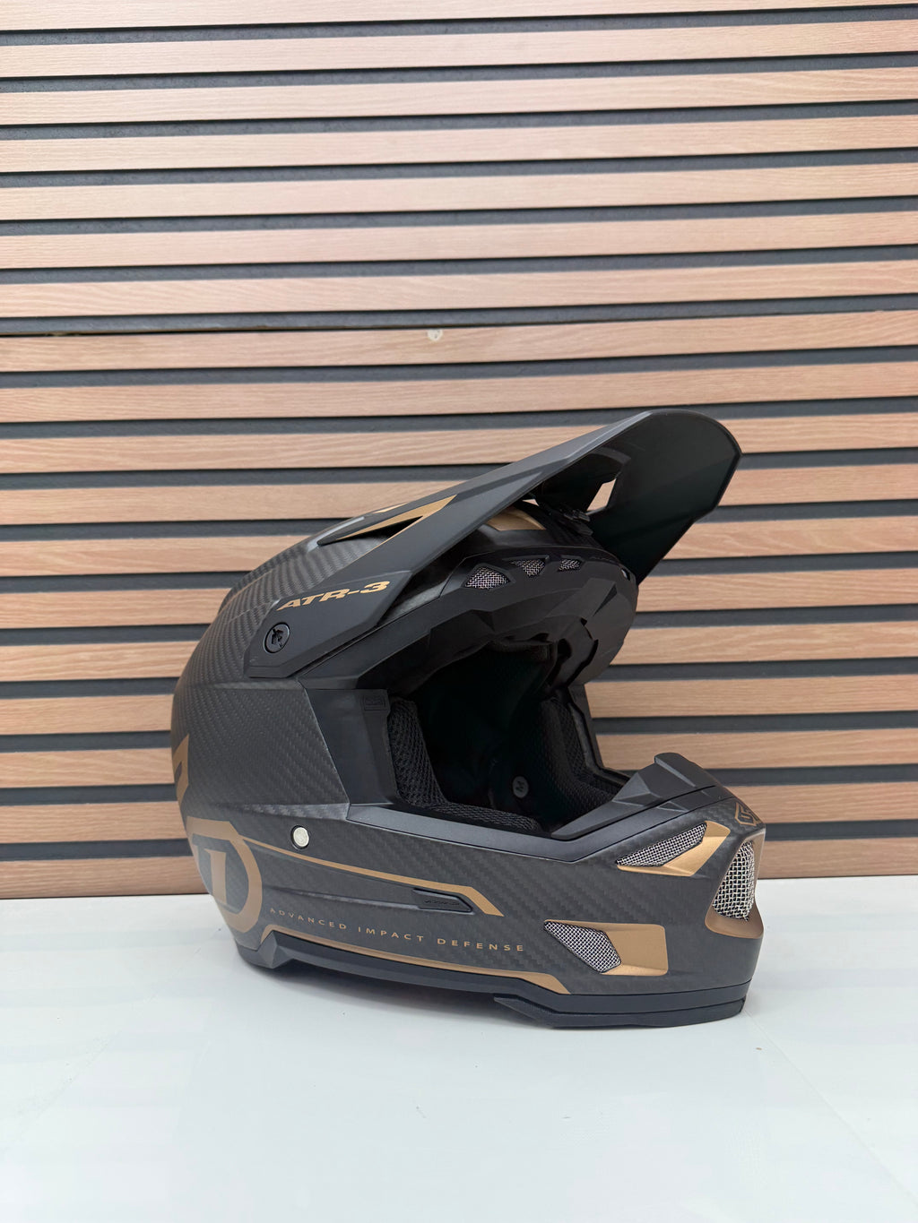 6D Helmets ATR-3 Helmet - Nova Matte Bronze / Black Carbon - Medium