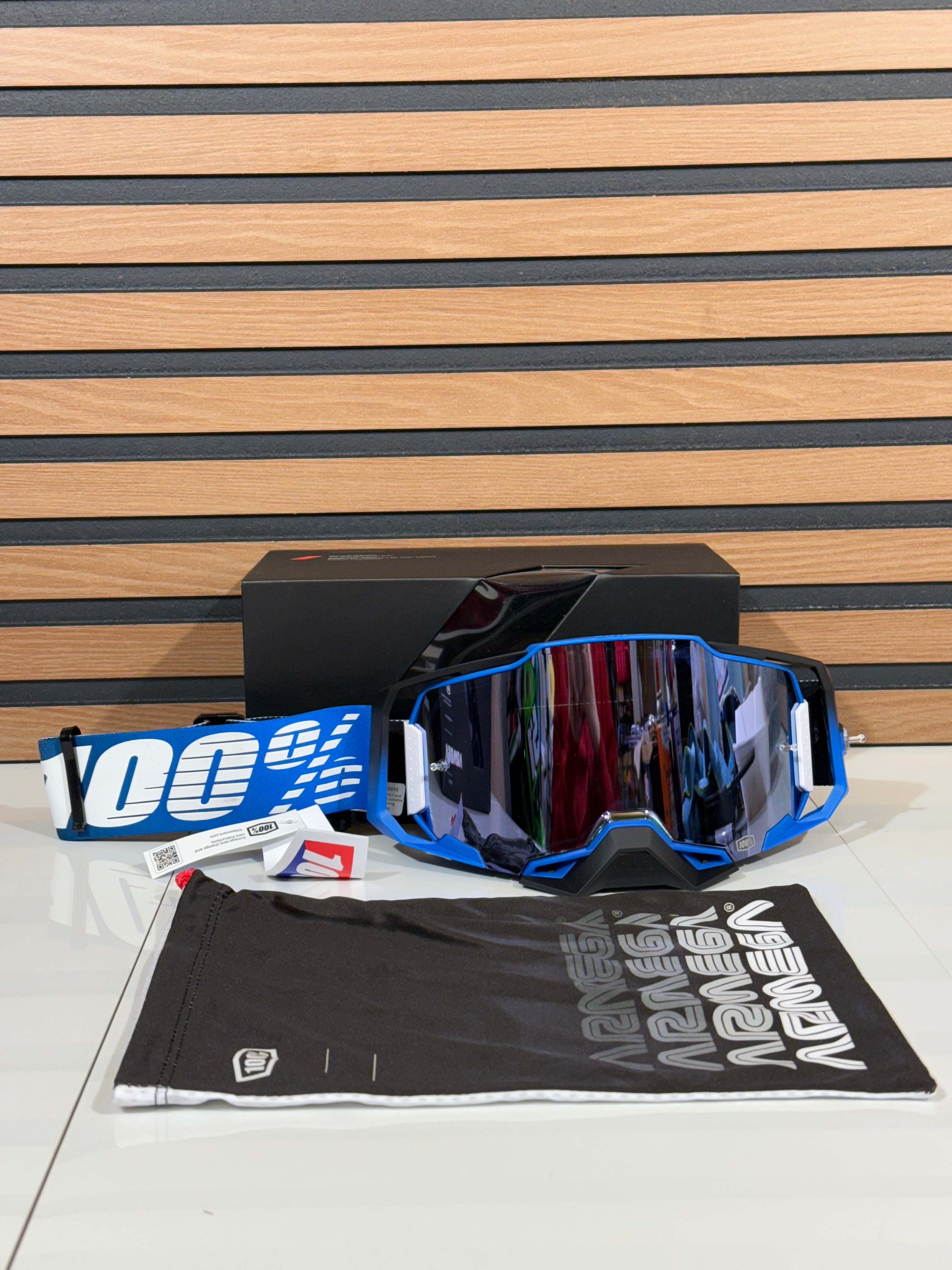 100% ARMEGA GOGGLE ROCKCHUCK - FLASH SILVER LENS